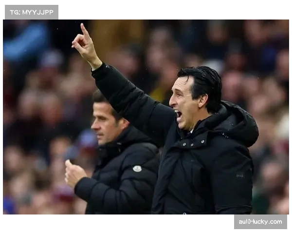 维拉防线轮换：林德洛夫搭档托雷斯，卡什回归右路